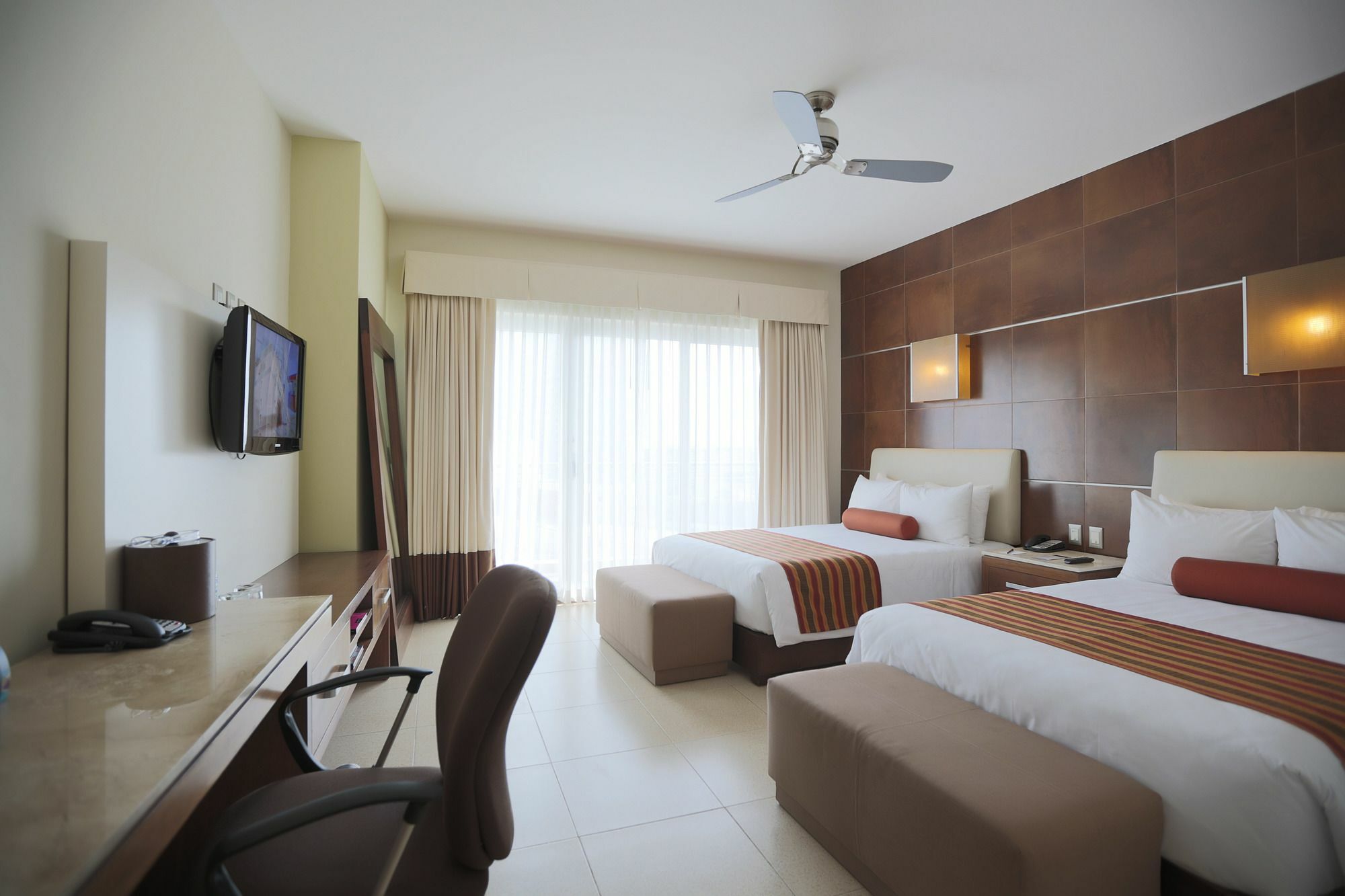 Krystal Urban Cancun & Beach Club Dış mekan fotoğraf
